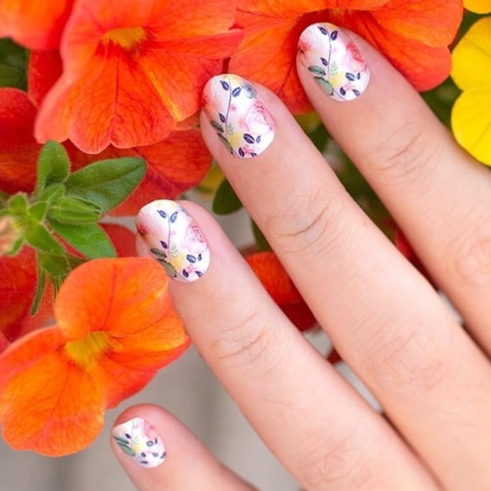 *Rare, Retired* Color Street: Let It Grow | Floral Summer White Pink Spring - Picture 1 of 9